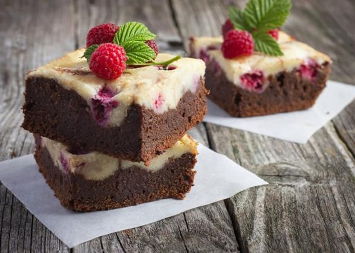 brownie-con-cheesecake-de-frambuesa