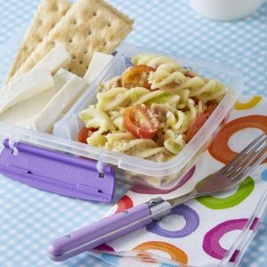 ensalada-de-pasta-con-aderezo-de-palta