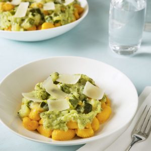 ñoquis-de-zanahoria-con-crema-de-calabacin