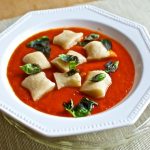 pasta-de-ricotta-con-salsa-de-tomate-y-albahaca