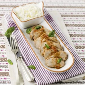 lomo de cerdo con salsa de tomate