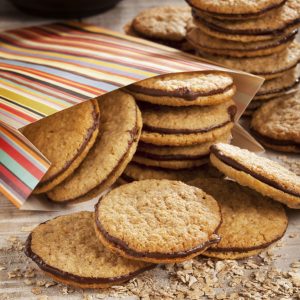 Galletitas de avena rellenas de chocolate