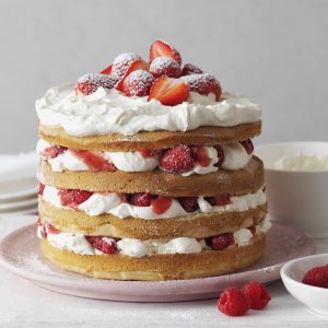 Layer Cake de frutillas y crema