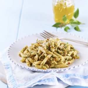 Pasta con pesto de rúcula