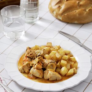 Pollo a la huertana