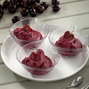 helado de cereza y yogur
