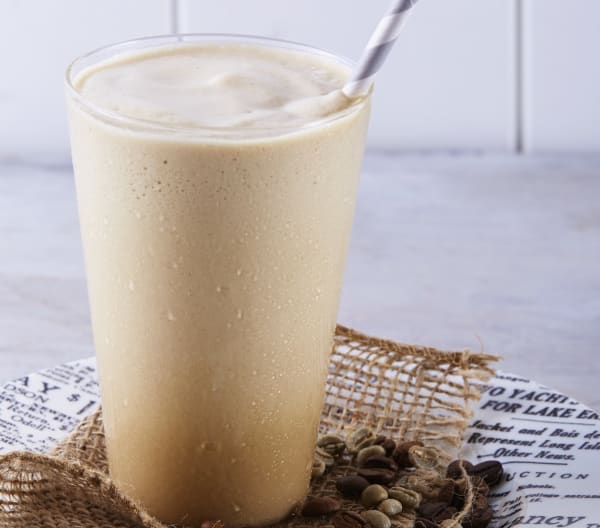 cafe helado con cardamomo