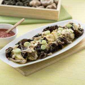 Alitas de pollo al vapor con setas chinas H-hpr