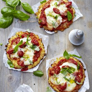 Blumenkohl-Kaese-Pizzen_033-hpr